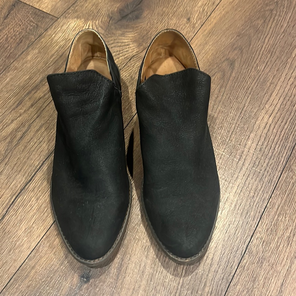 Lucky Brand Bootie Size 7